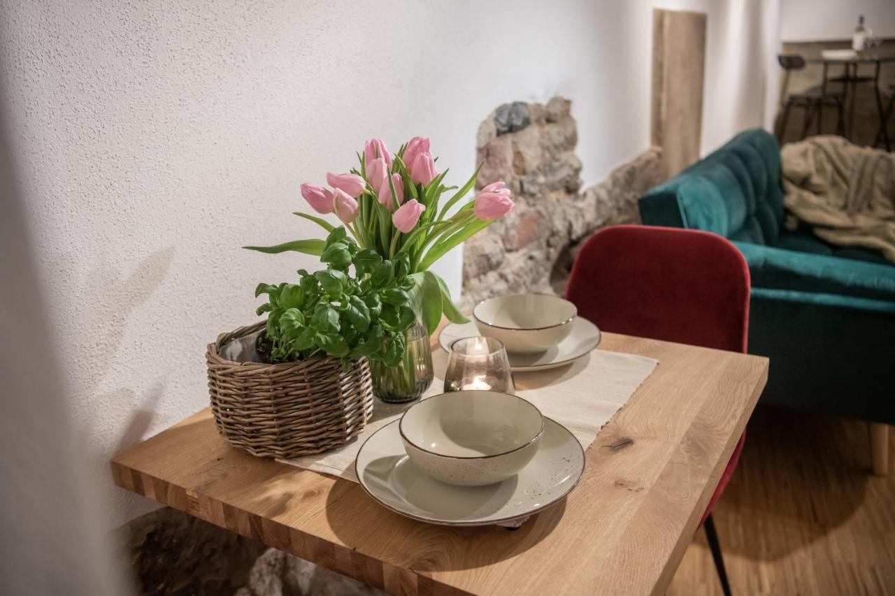 St. Salvator Apartment *